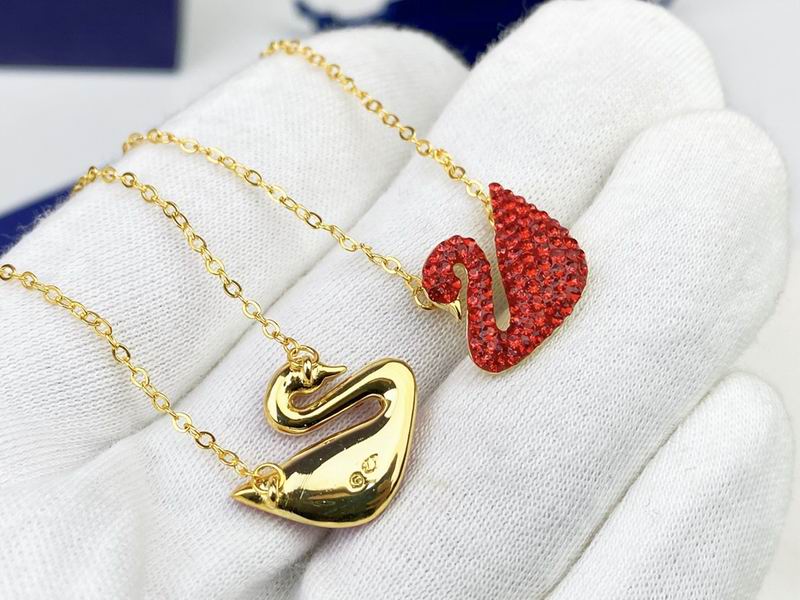 Swarovski Necklace 11yxq09
